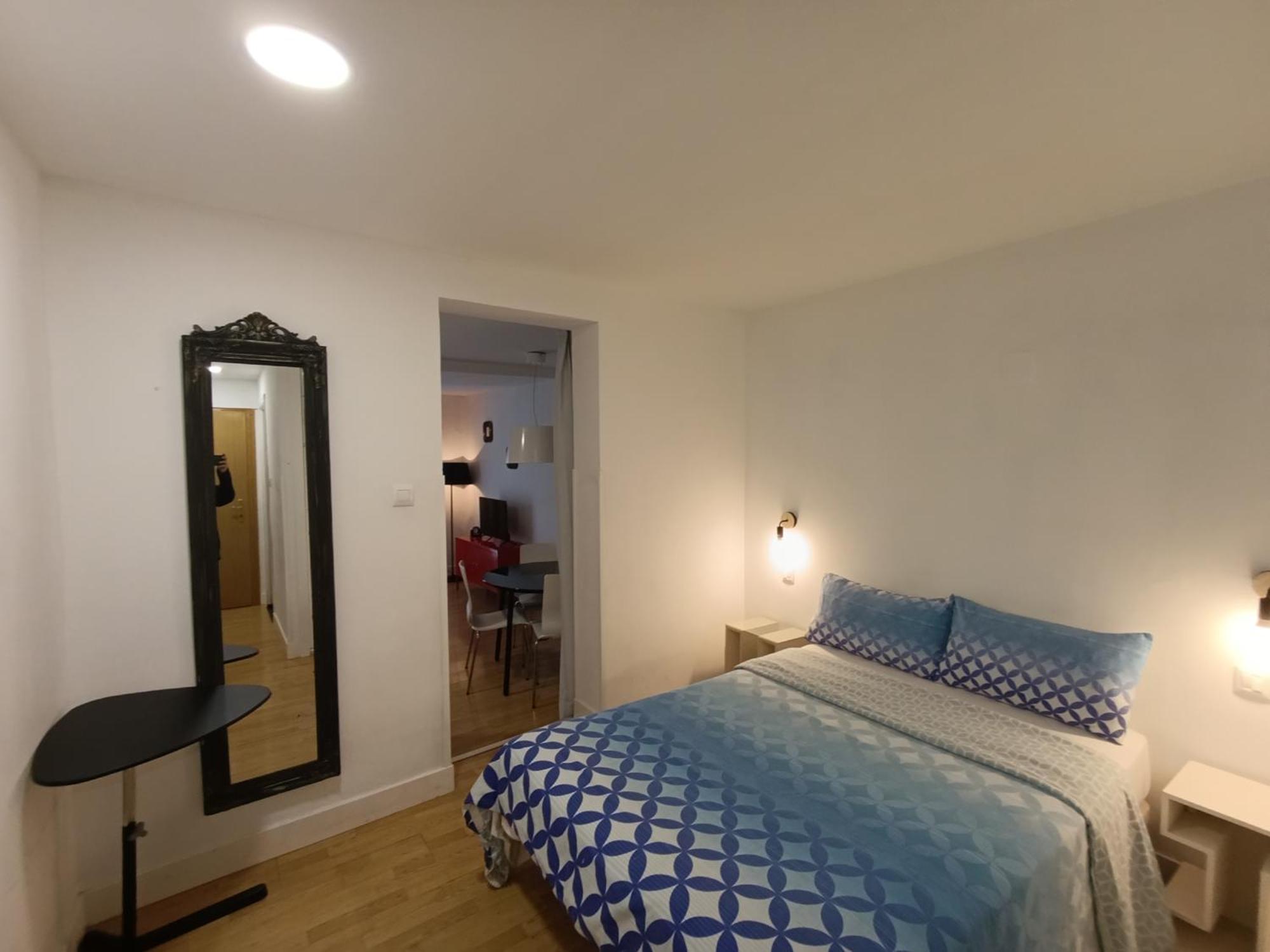 Apartamento En Huertas Madrid Eksteriør bilde